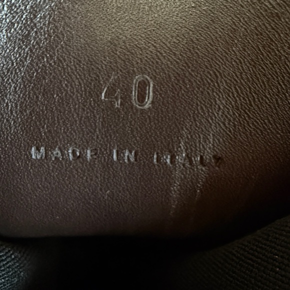 Authentic Bottega Veneta Black Leather Lug Chelsea Boots - Picture 16 of 16